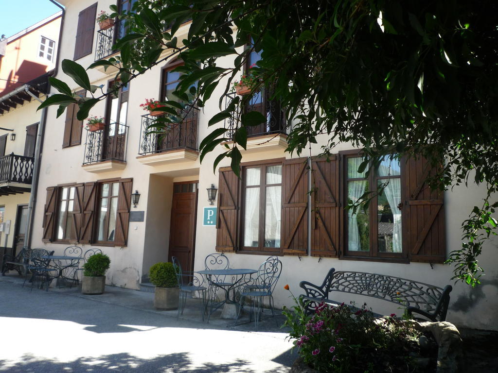 Casa Es Neres Hotel Les Exterior foto