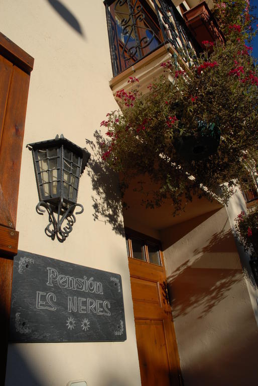 Casa Es Neres Hotel Les Exterior foto